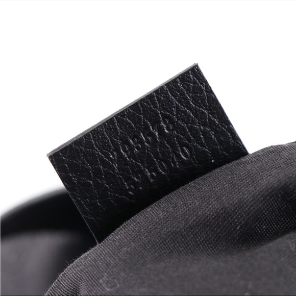 Gucci D-ring shoulder bag in GG canvas logo black with dust bag. Good condition. - Picture 5 of 6